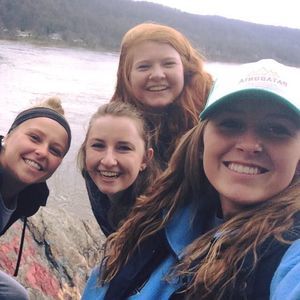 Meet your Posher, Carissa